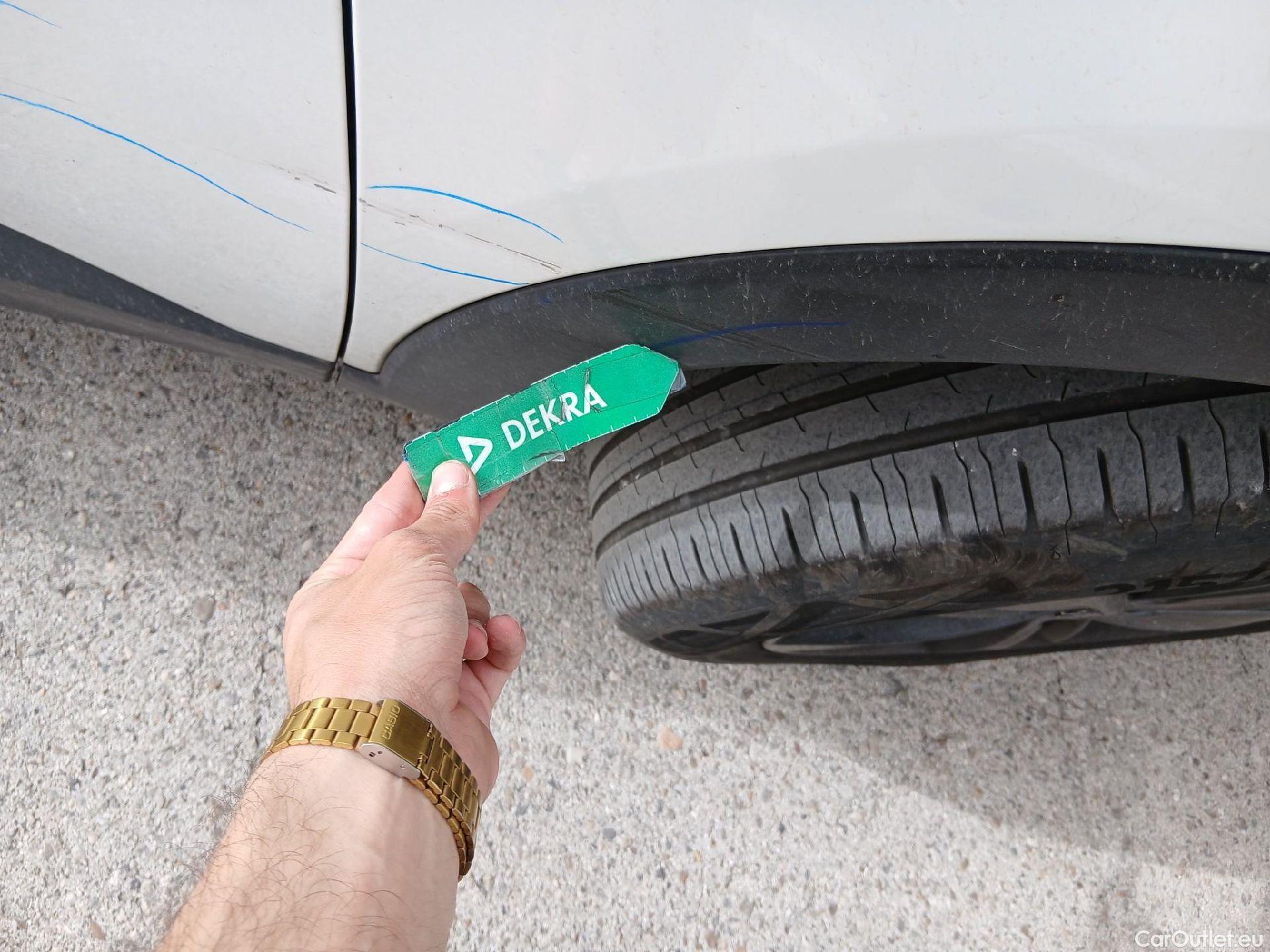  Opel   Grandland X OPEL Grandland / 2021 / 5P / todoterreno 1.5 CDTi Business Edition Auto #49