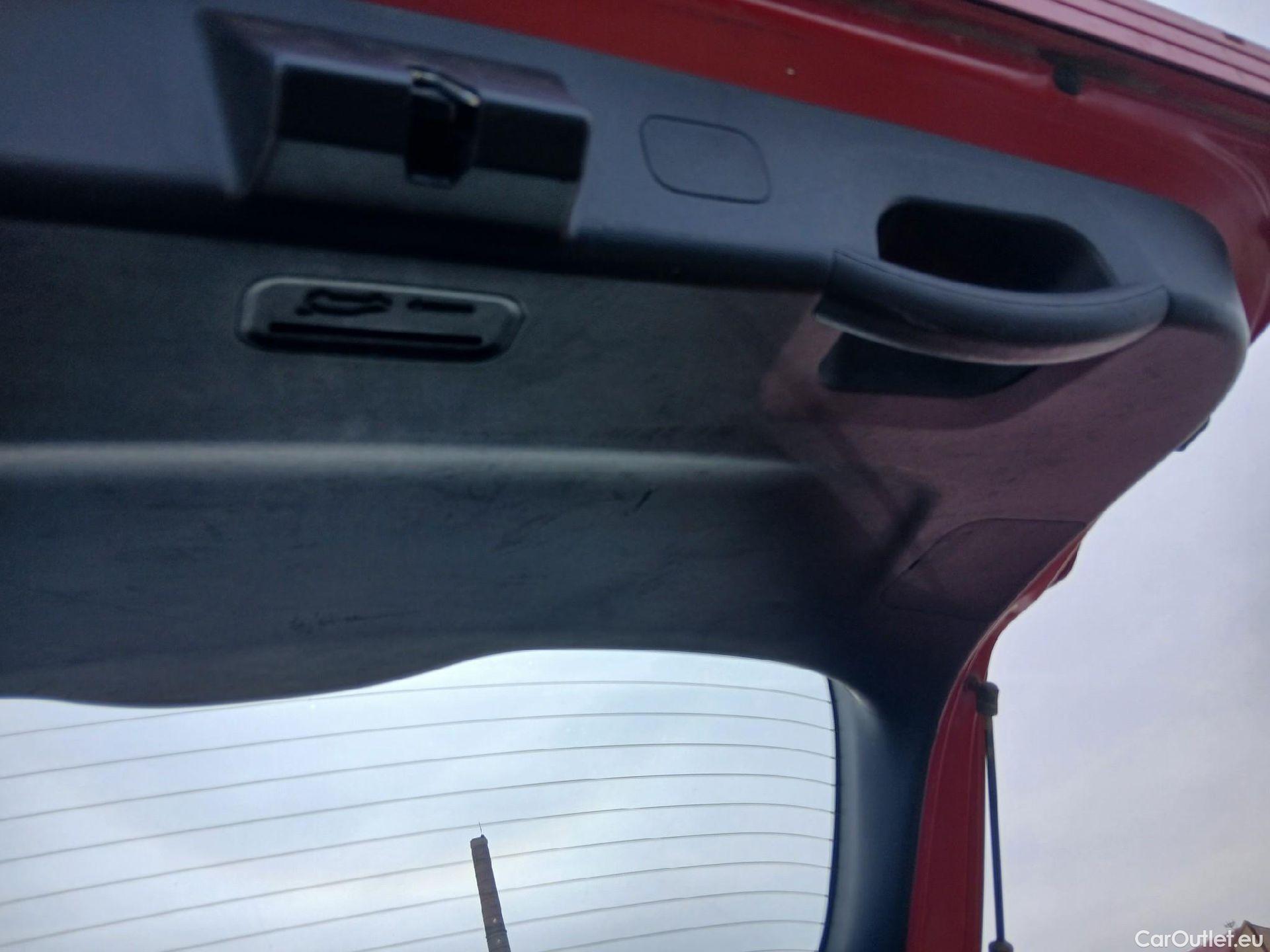  Hyundai  Tucson HYUNDAI  / 2020 / 5P / todoterreno 1.6 TGDI PHEV 195kW Maxx Auto 4X4 #8