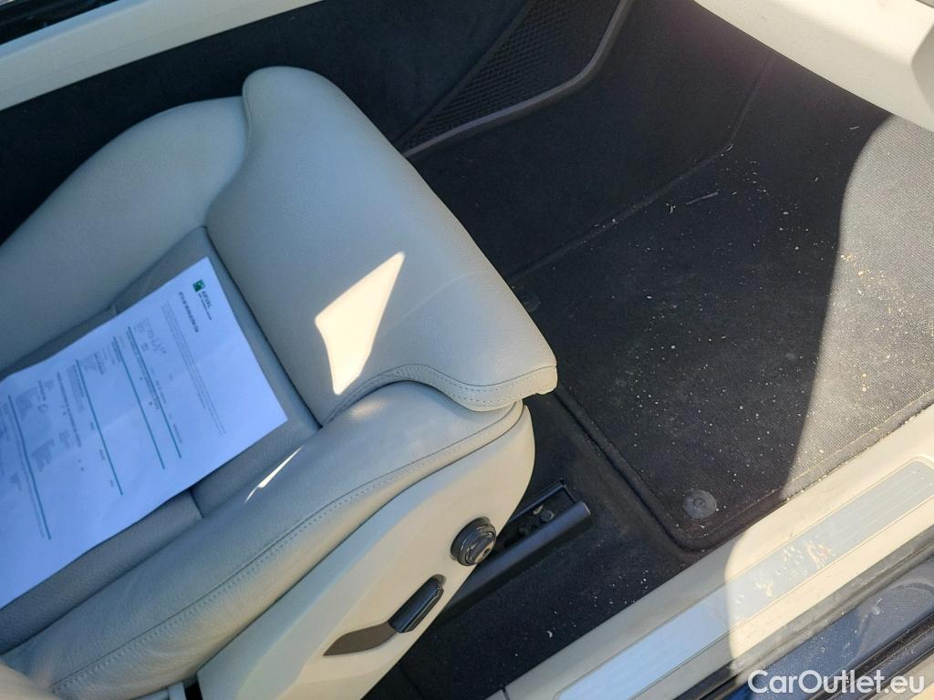  Volvo  XC60 VOLVO  / 2017 / 5P / todoterreno 2.0 D4 Inscription Auto #25