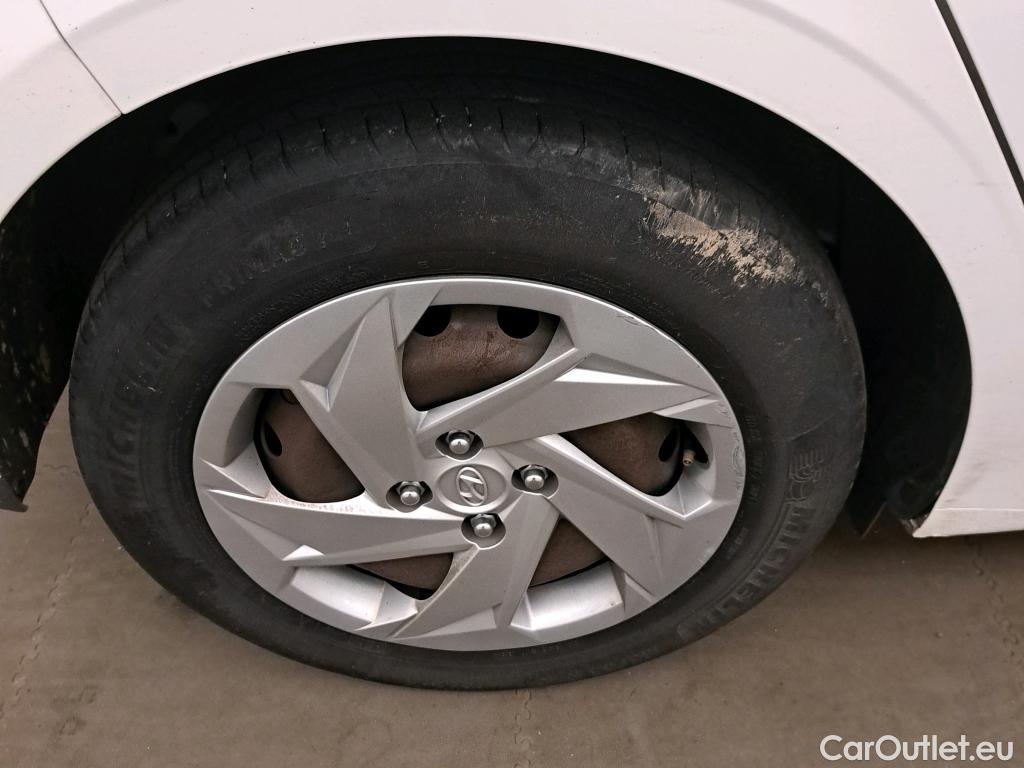  Hyundai  i20 HYUNDAI  / 2020 / 5P / berlina con portón 1.0 TGDI 74kW (100CV) 48V Essence #27