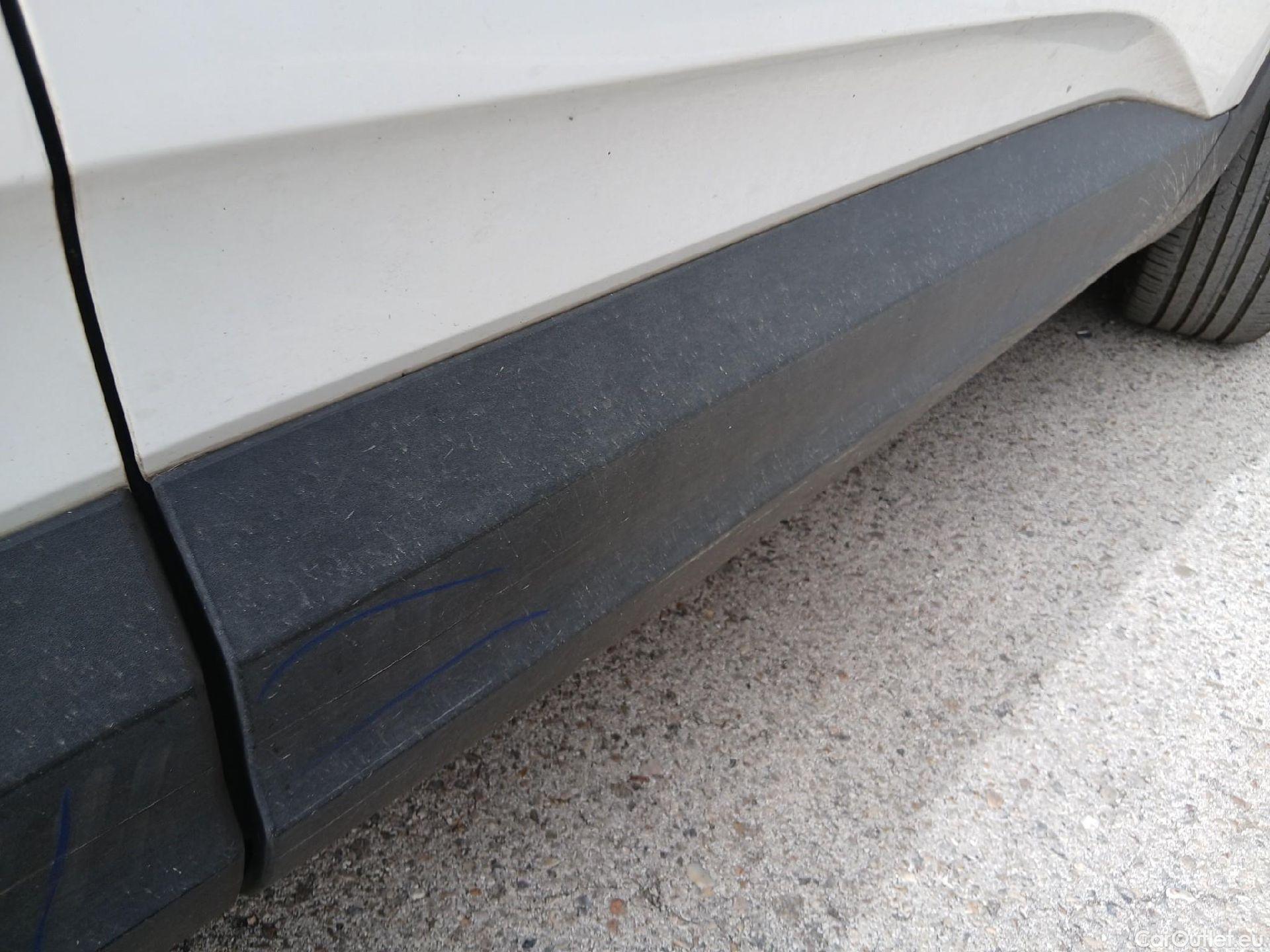  Opel   Grandland X OPEL Grandland / 2021 / 5P / todoterreno 1.5 CDTi Business Edition Auto #46