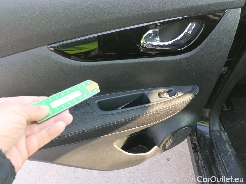  Nissan  Qashqai NISSAN  / 2017 / 5P / todoterreno DIG-T 103 kW (140 CV) E6D ACENTA #35