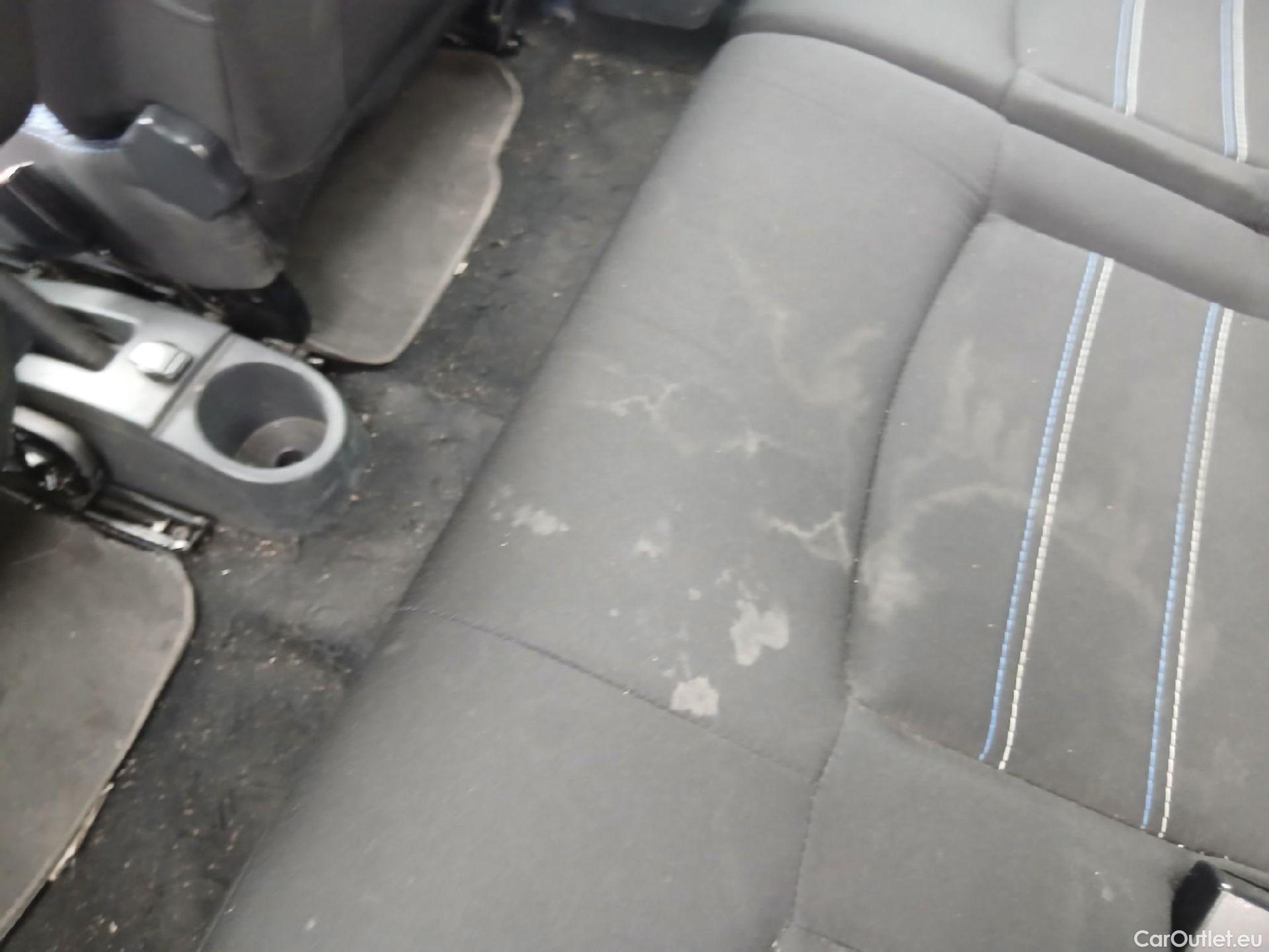  Dacia  Lodgy DACIA  / 2012 / 5P / monovolumen compacto SL Aniversario Blue dCi 85kW(115CV) 7Pl(SP) #32