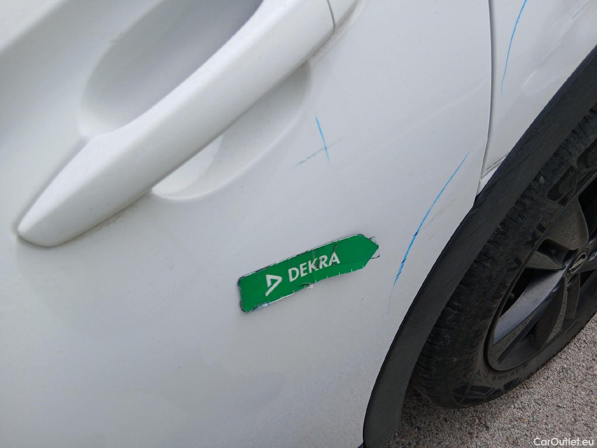  Opel   Grandland X OPEL Grandland / 2021 / 5P / todoterreno 1.5 CDTi Business Edition Auto #19