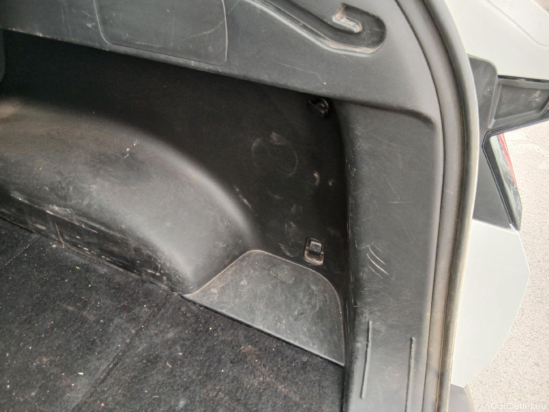  Hyundai  Tucson HYUNDAI  / 2020 / 5P / todoterreno 1.6 CRDI 85kW (115CV) Maxx #34