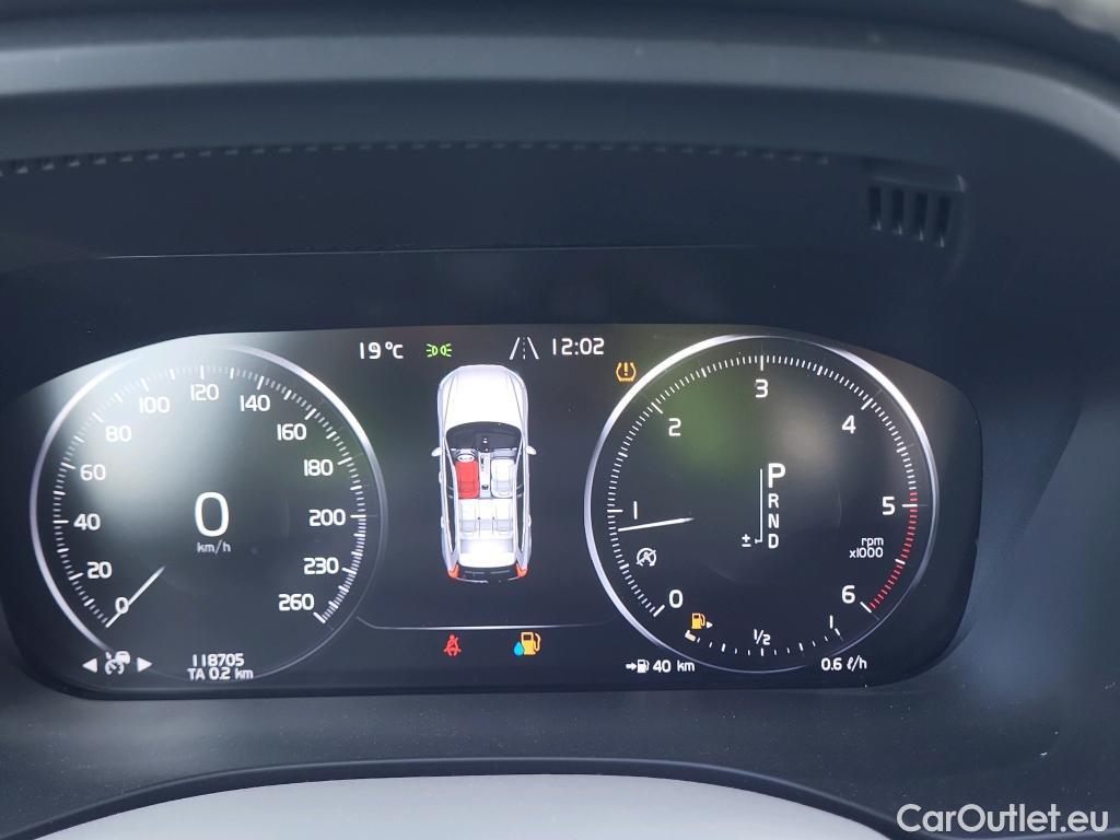  Volvo  XC60 VOLVO  / 2017 / 5P / todoterreno 2.0 D4 Inscription Auto #26