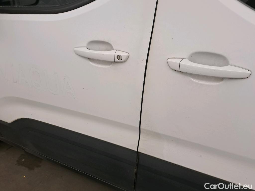  Peugeot  RIFTER PEUGEOT  / 2018 / 5P / monovolumen compacto Active Pack Standard BlueHDi 73kW #29