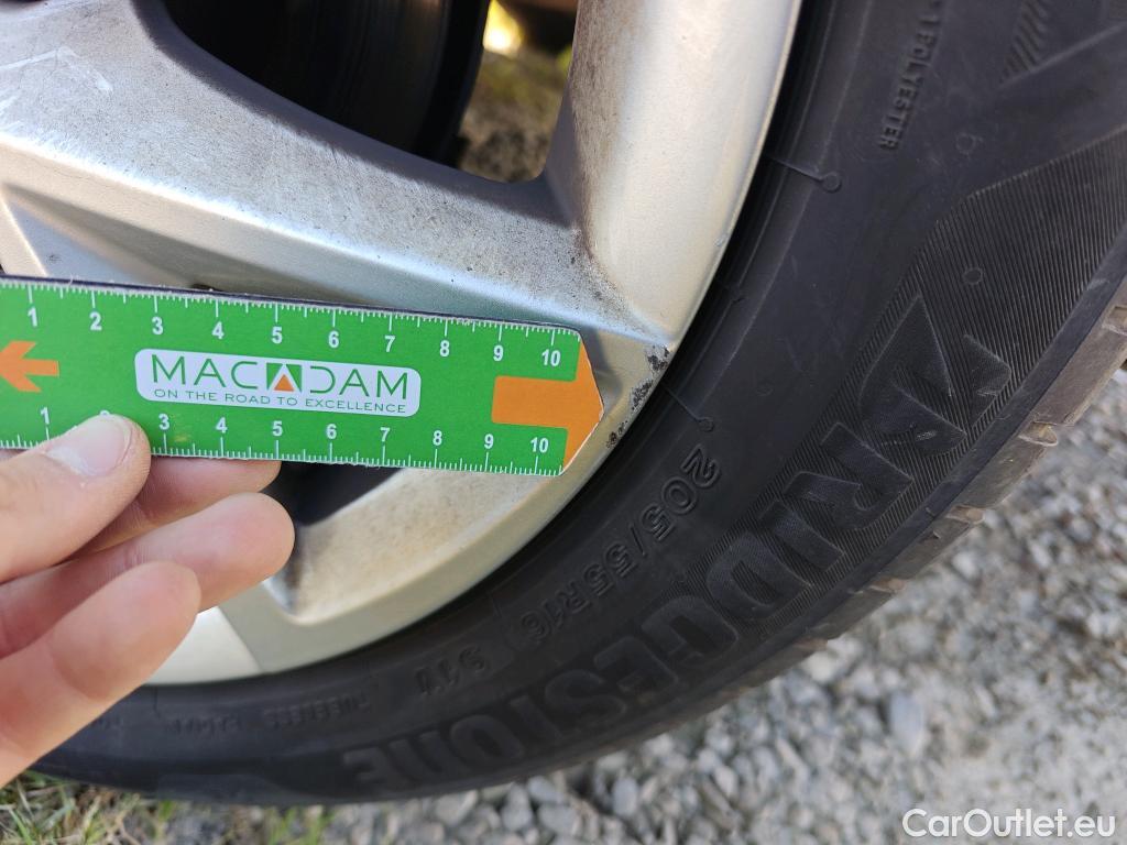  Seat  Leon SEAT Nuevo León / 2020 / 5P / berlina con portón 2.0 TDI 85kW S&S Style Go(SP) #79