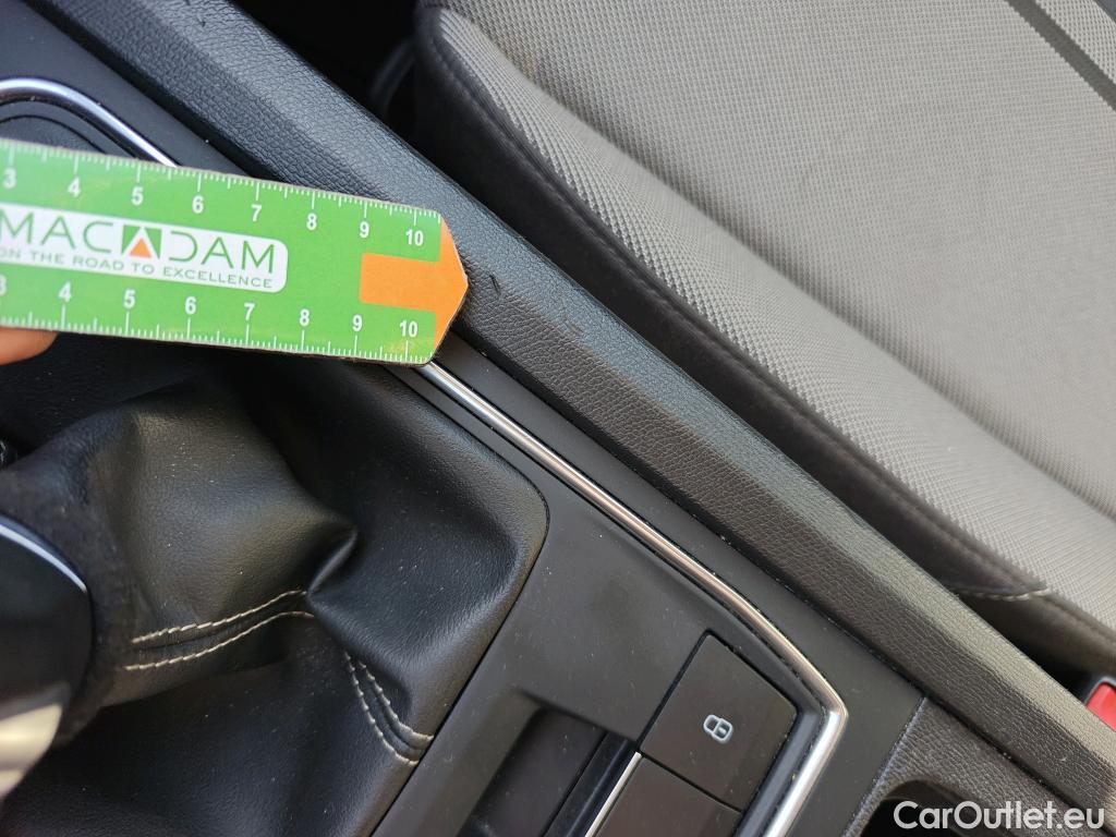  Seat  Leon SEAT Nuevo León / 2020 / 5P / berlina con portón 2.0 TDI 85kW S&S Style Go(SP) #30