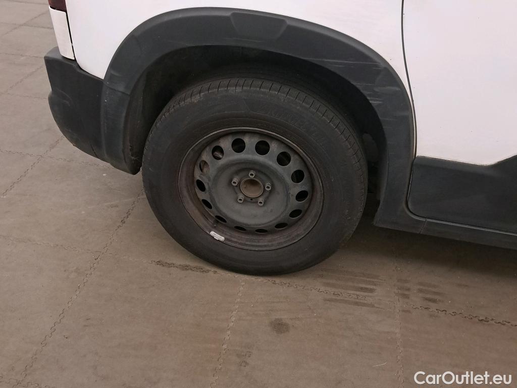  Peugeot  RIFTER PEUGEOT  / 2018 / 5P / monovolumen compacto Active Pack Standard BlueHDi 73kW #43