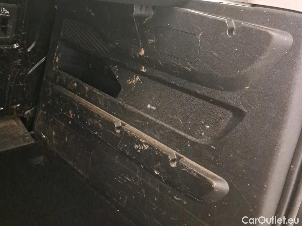  Peugeot  RIFTER PEUGEOT  / 2018 / 5P / monovolumen compacto Active Pack Standard BlueHDi 73kW #17