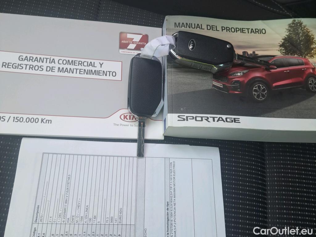  KIA  Sportage KIA  / 2018 / 5P / todoterreno 1.6 MHEV Drive Plus 100kW (136CV) 4x2 #9