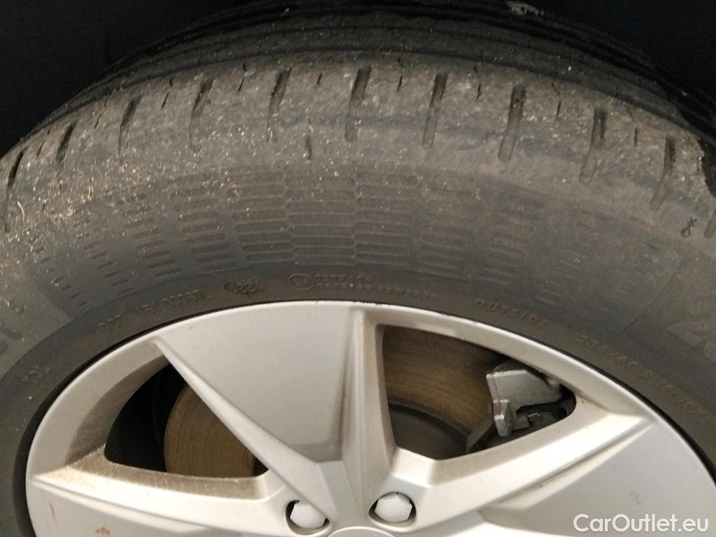  Volvo  XC60 VOLVO  / 2017 / 5P / todoterreno 2.0 B4 D AWD Plus Bright Auto #3