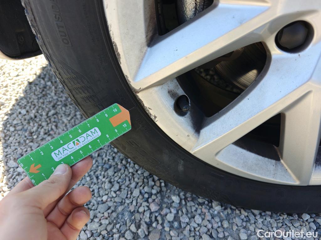  Seat  Leon SEAT Nuevo León / 2020 / 5P / berlina con portón 2.0 TDI 85kW S&S Style Go(SP) #48