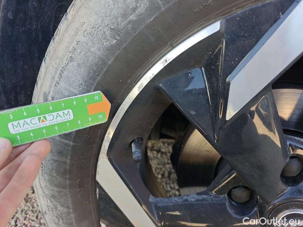  Nissan  Juke NISSAN  / 2019 / 5P / crossover DIG-T 84 kW (114 CV) DCT 7 Vel. Acenta - #3