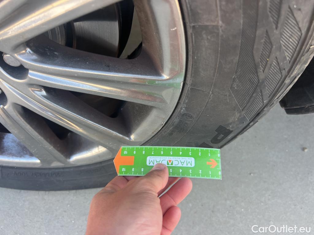  Lexus  NX LEXUS  / 2017 / 5P / todoterreno 2.5 300h Business Navigation 2WD MY2019(CXR) #10