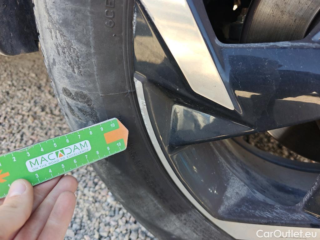  Nissan  Juke NISSAN  / 2019 / 5P / crossover DIG-T 84 kW (114 CV) DCT 7 Vel. Acenta - #4