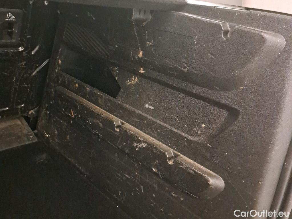  Peugeot  RIFTER PEUGEOT  / 2018 / 5P / monovolumen compacto Active Pack Standard BlueHDi 73kW #16