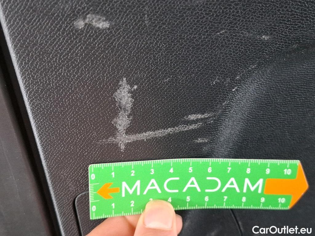  Peugeot  3008  Allure Pack 1.5 HDi 130CV BVM6 E6d #14