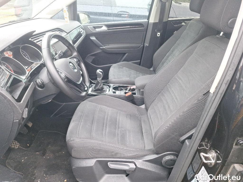  Volkswagen  Touran  1.5 TSI Highline OPF (EU6AP) 110 kw. #1