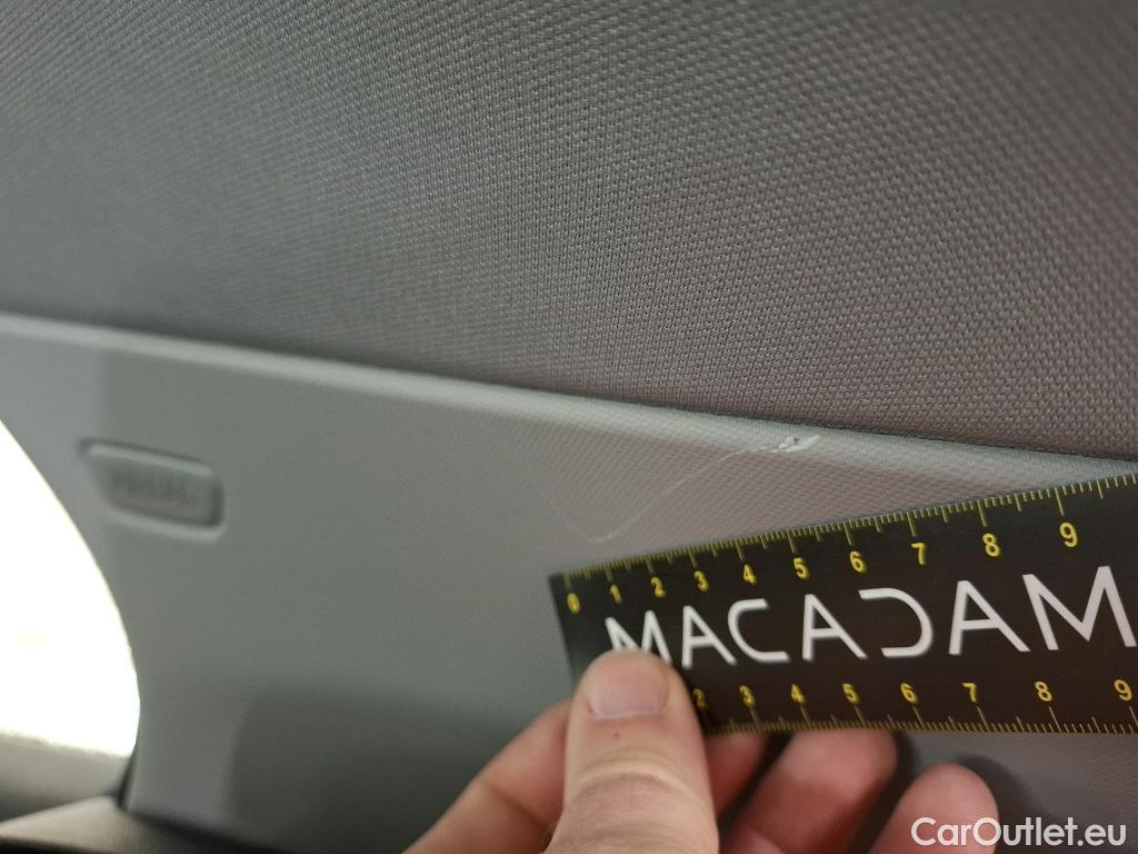  Bmw  Serie 1 BMW Série 1 / 2019 / 5P / Berline 116i Business Design #11