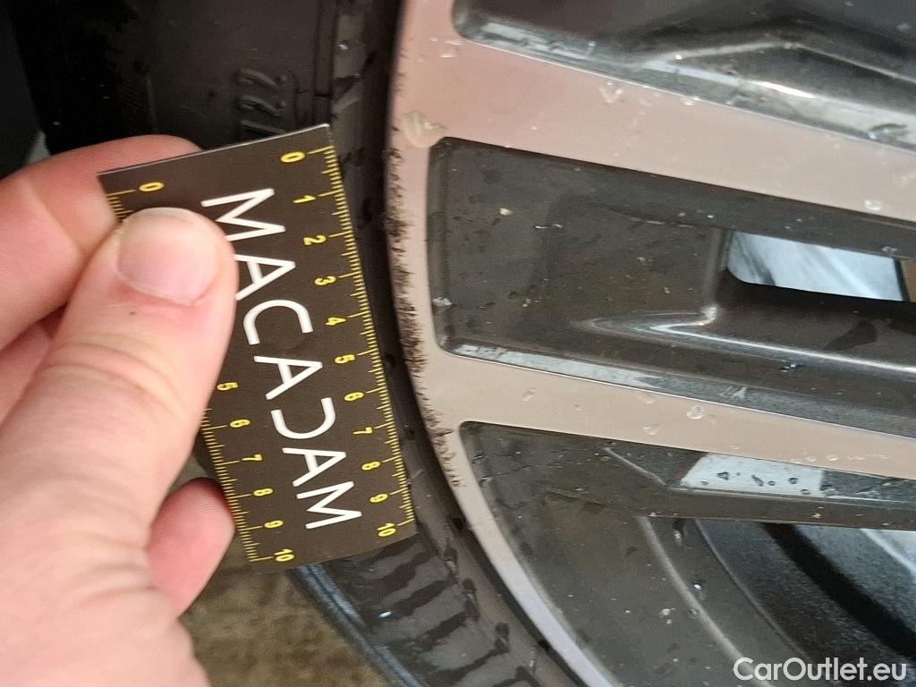  Bmw  Serie 1 BMW Série 1 / 2019 / 5P / Berline 116i Business Design #9