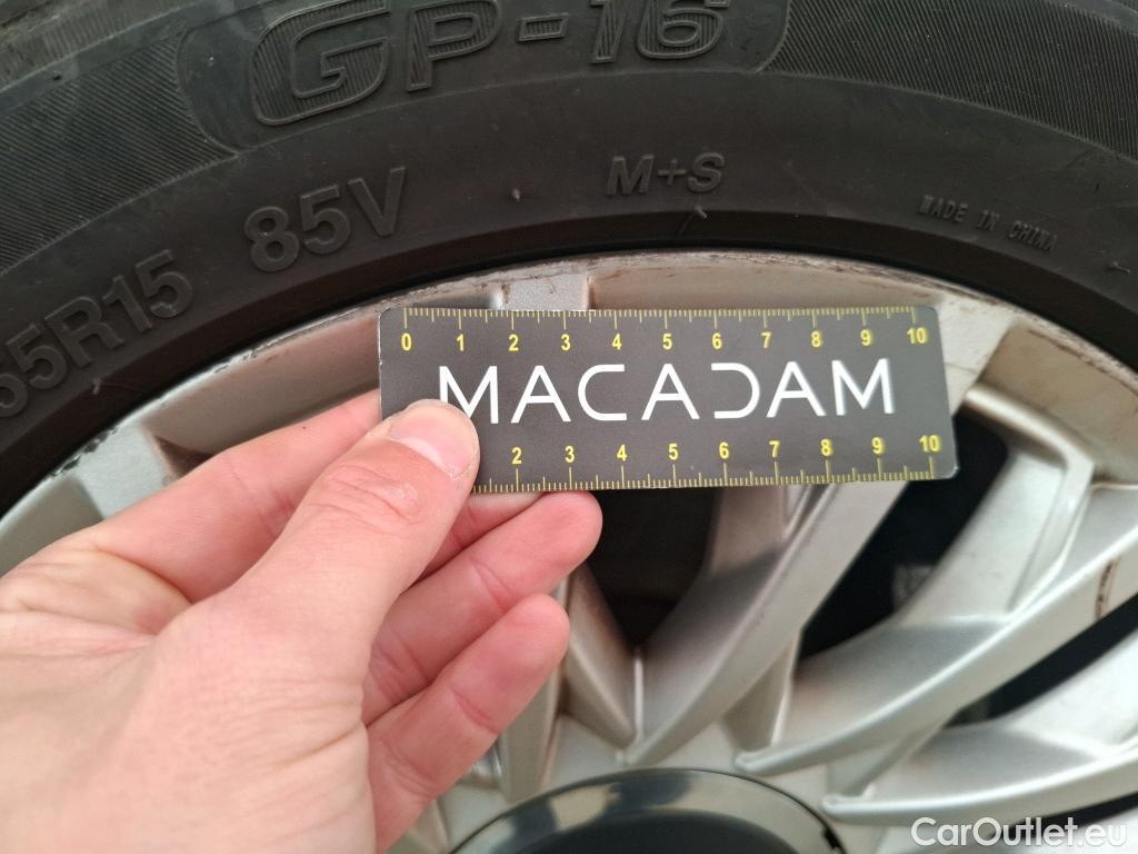  Fiat  500 FIAT C / 2015 / 2P / Cabriolet Hybrid 1.0 BSG 70 ch Dolcevita #10