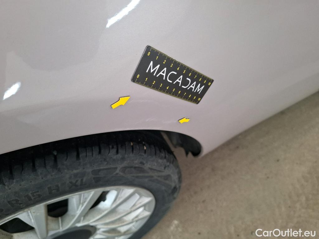  Fiat  500 FIAT C / 2015 / 2P / Cabriolet Hybrid 1.0 BSG 70 ch Dolcevita #31