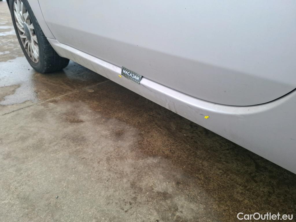  Fiat  500 FIAT C / 2015 / 2P / Cabriolet Hybrid 1.0 BSG 70 ch Dolcevita #16