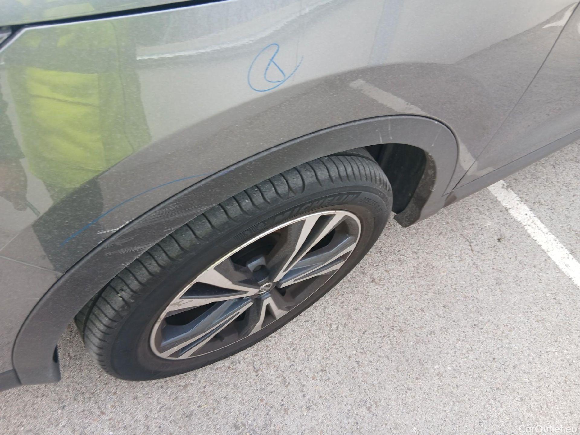  Nissan  Qashqai NISSAN  / 2017 / 5P / todoterreno DIG-T 103 kW (140 CV) E6D N-STYLE #12