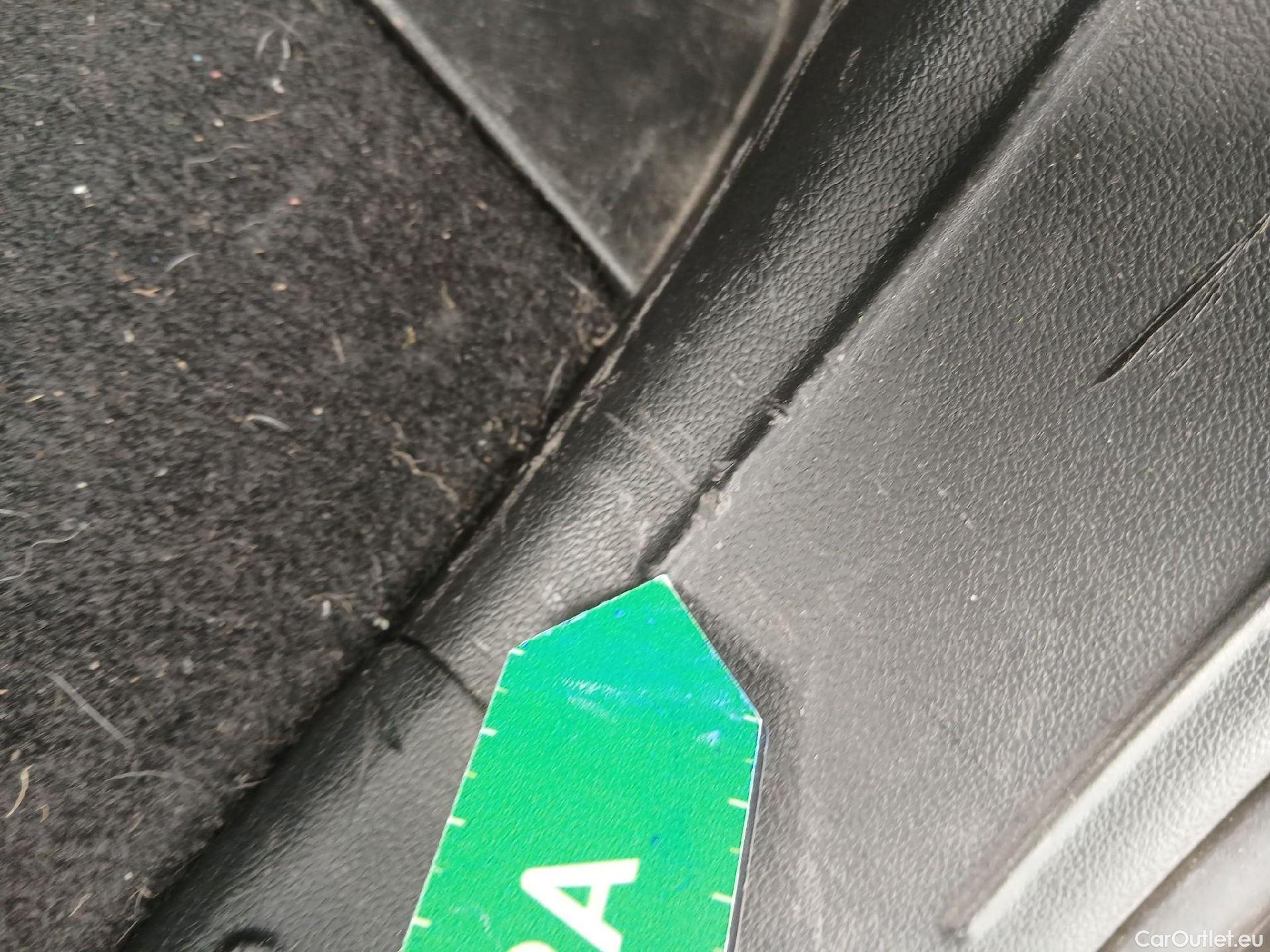  Hyundai  Tucson HYUNDAI  / 2020 / 5P / todoterreno 1.6 CRDI 100kW (136CV) 48V Tecno DCT 2C #29