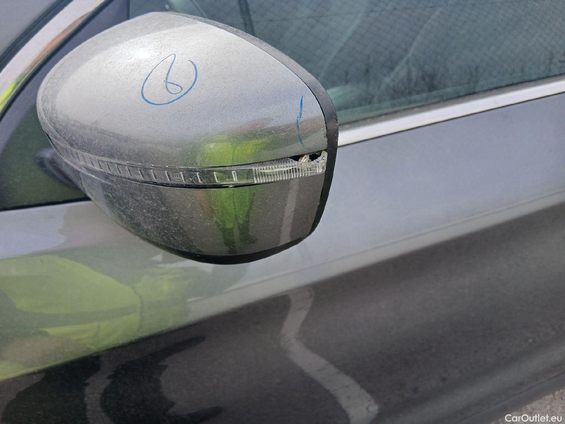  Nissan  Qashqai NISSAN  / 2017 / 5P / todoterreno DIG-T 103 kW (140 CV) E6D N-STYLE #17