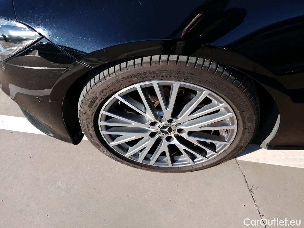  Mercedes  CLA-Klasse MERCEDES-BENZ CLA / 2019 / 4P / coupé CLA 200 D DCT #5