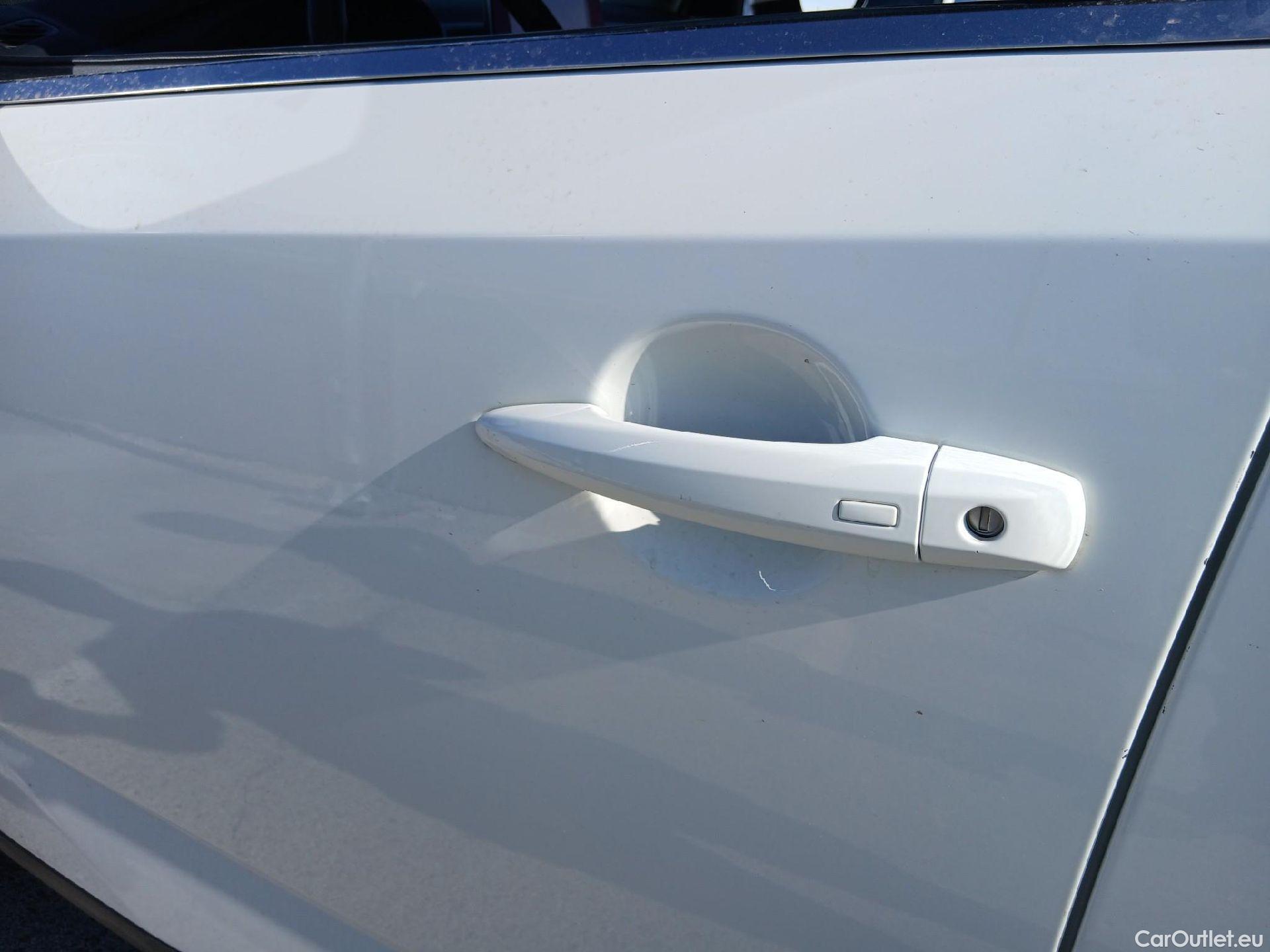  Nissan  Qashqai NISSAN  / 2021 / 5P / todoterreno DIG-T 103kW (140CV) mHEV 4x2 Acenta #7