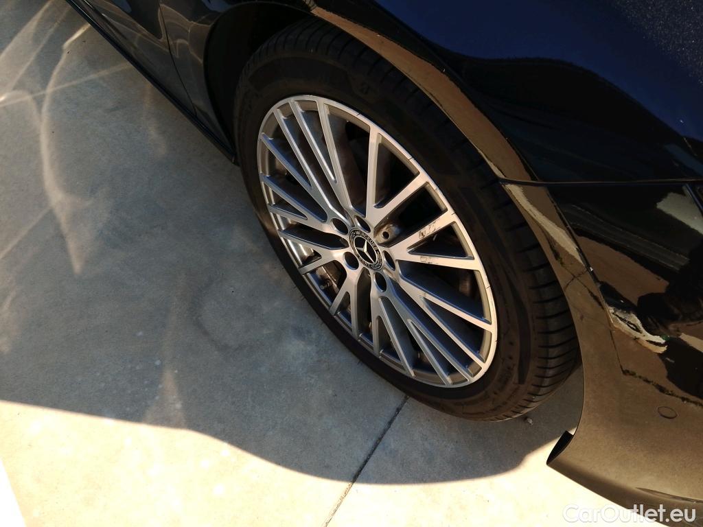  Mercedes  CLA-Klasse MERCEDES-BENZ CLA / 2019 / 4P / coupé CLA 200 D DCT #7