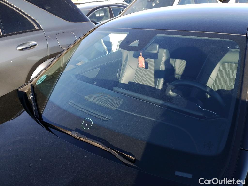  Mercedes  CLA-Klasse MERCEDES-BENZ CLA / 2019 / 4P / coupé CLA 200 D DCT #1