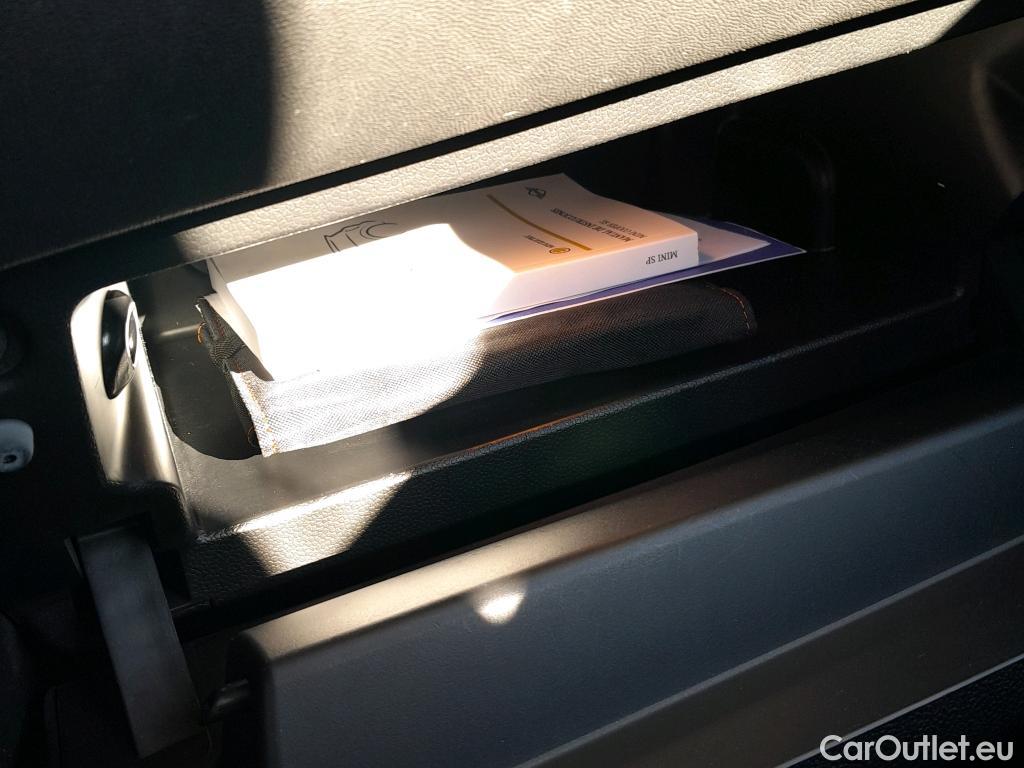  Mini  Mini   / 2021 / 3P / berlina con portón COOPER SE #9