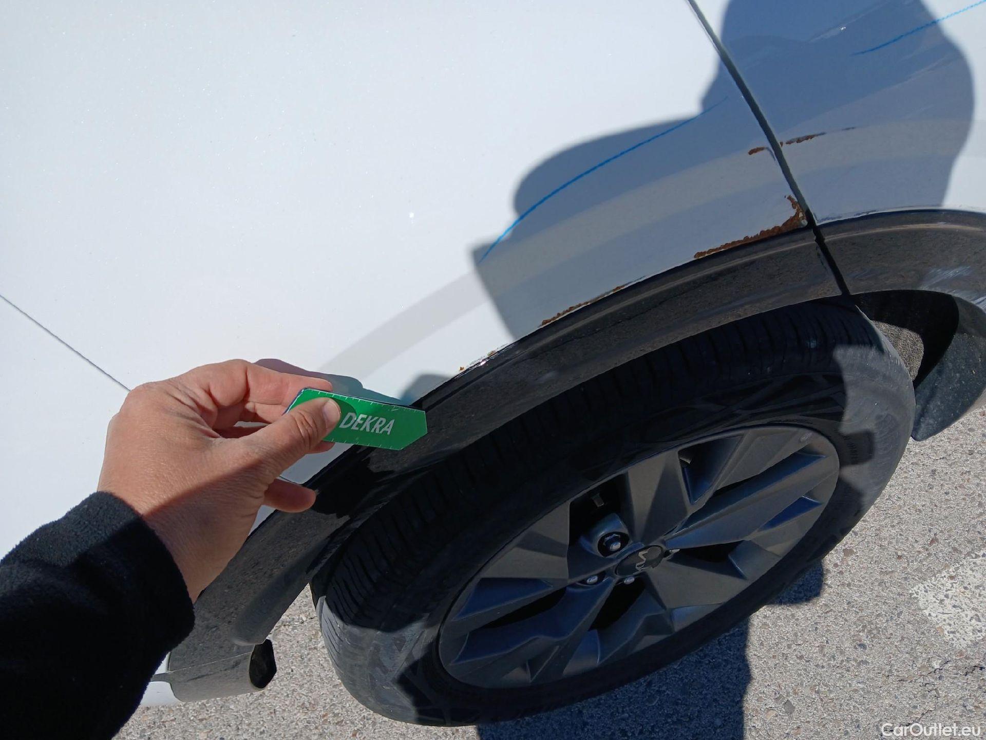  KIA  Sportage KIA  / 2022 / 5P / todoterreno 1.6 T-GDi HEV 171kW (230CV) GT-line 4X2 #13