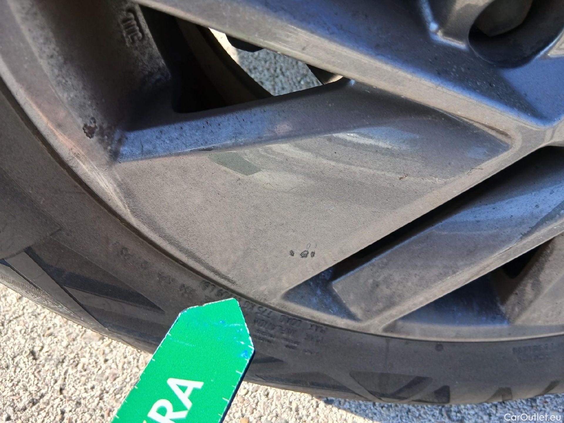  Nissan  Qashqai NISSAN  / 2021 / 5P / todoterreno DIG-T 103kW (140CV) mHEV 4x2 Acenta #18