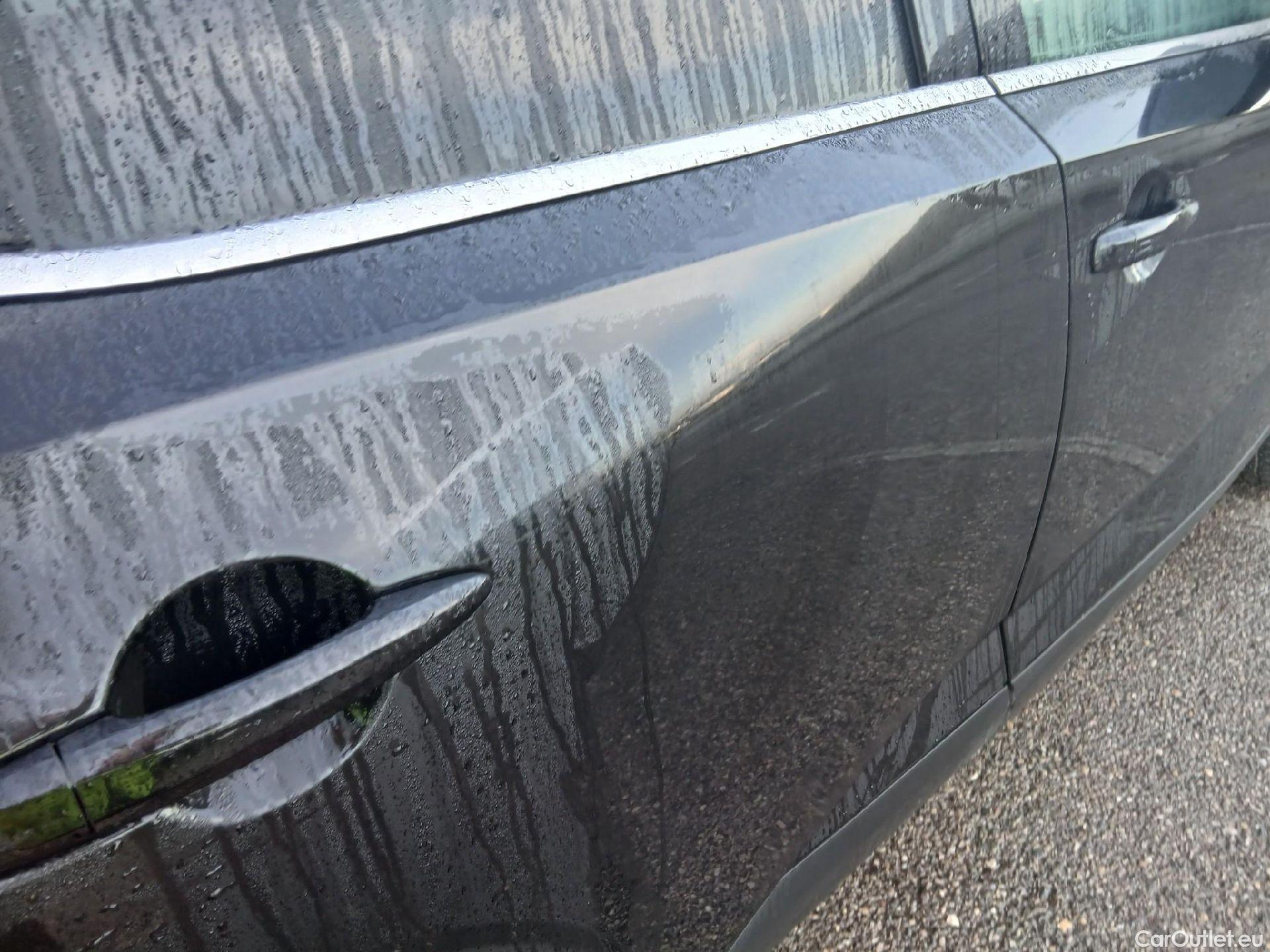  Nissan  Qashqai NISSAN  / 2021 / 5P / todoterreno DIG-T 116kW Xtronic N-Connecta #19