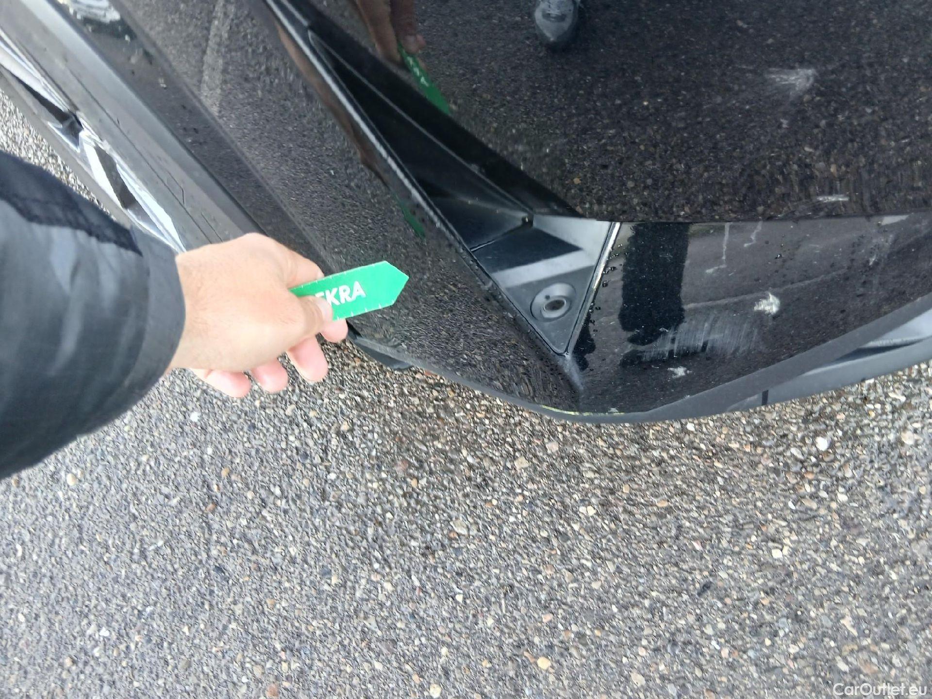  Nissan  Qashqai NISSAN  / 2021 / 5P / todoterreno DIG-T 116kW Xtronic N-Connecta #2