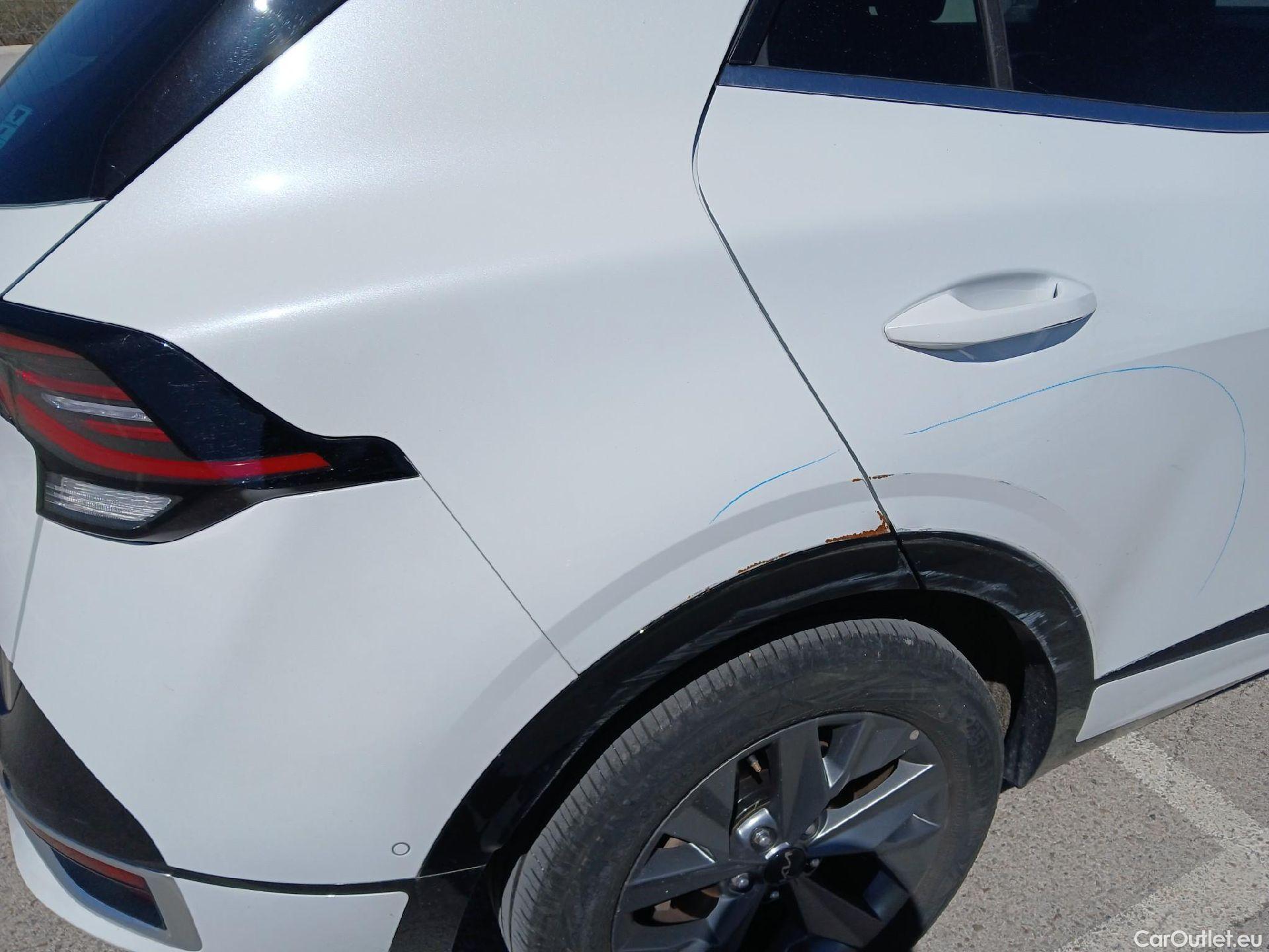  KIA  Sportage KIA  / 2022 / 5P / todoterreno 1.6 T-GDi HEV 171kW (230CV) GT-line 4X2 #11