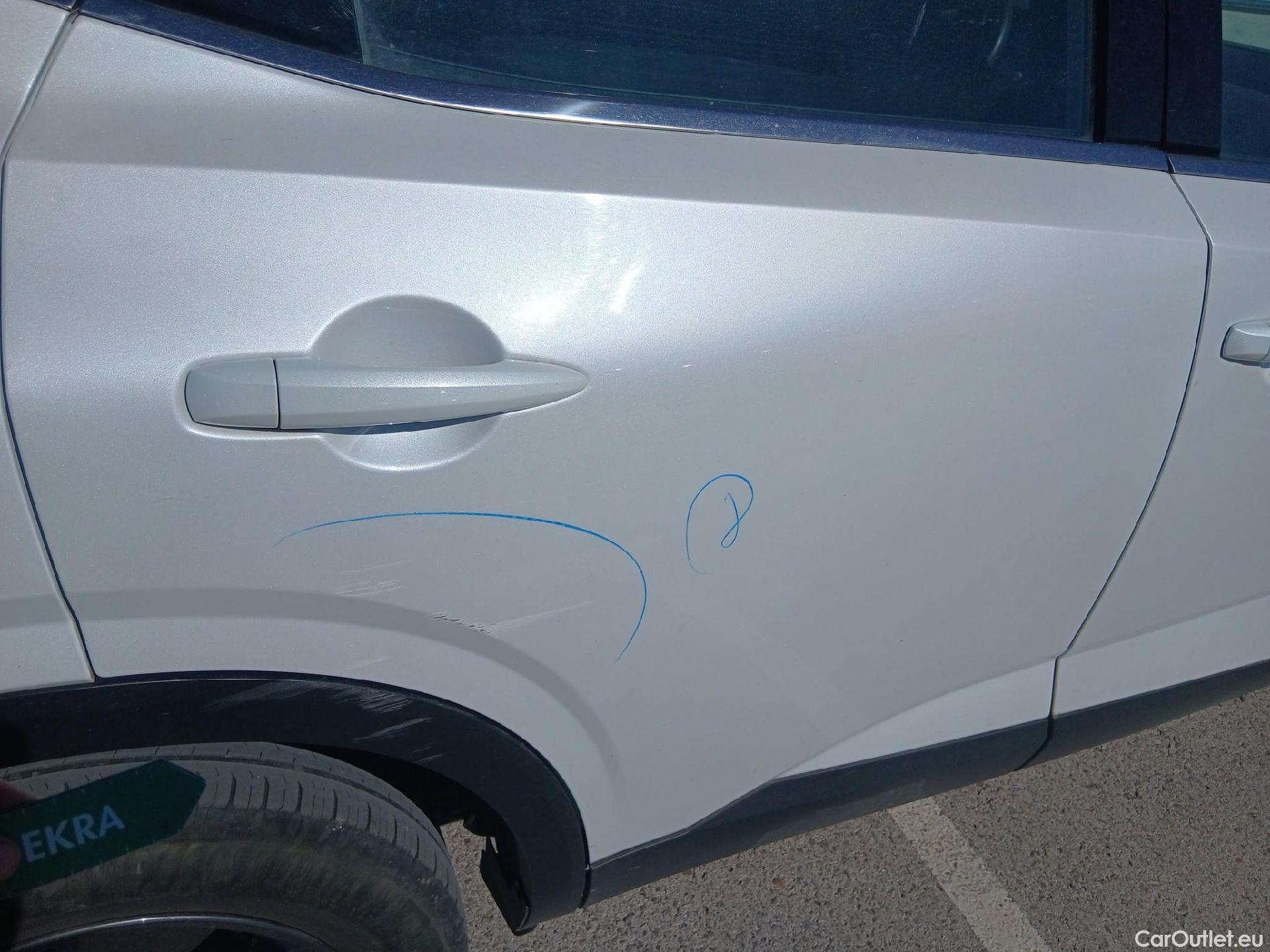  Nissan  Qashqai NISSAN  / 2024 / 5P / todoterreno DIG-T 103kW (140CV) mHEV 4x2 Acenta #26