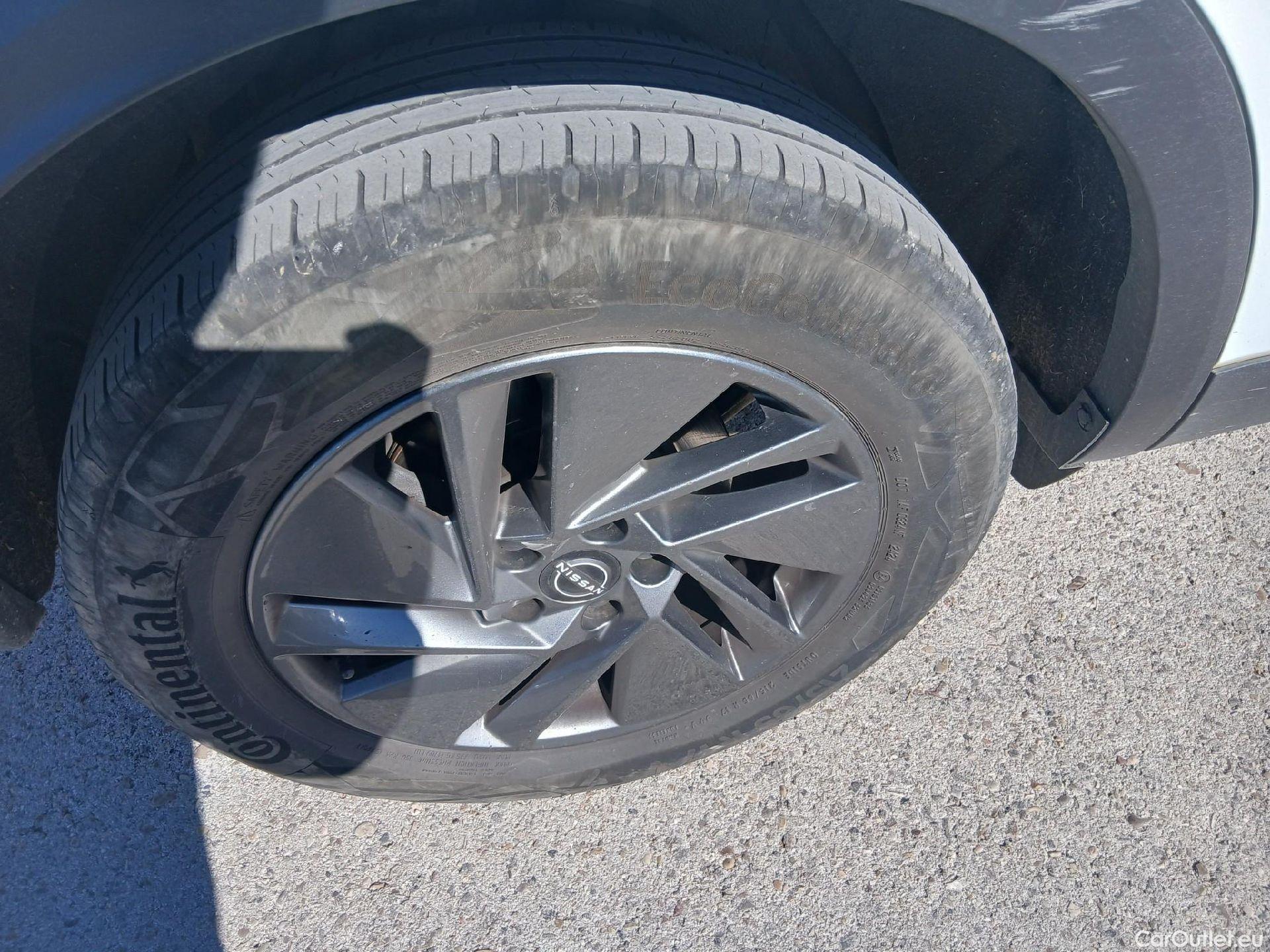  Nissan  Qashqai NISSAN  / 2024 / 5P / todoterreno DIG-T 103kW (140CV) mHEV 4x2 Acenta #4