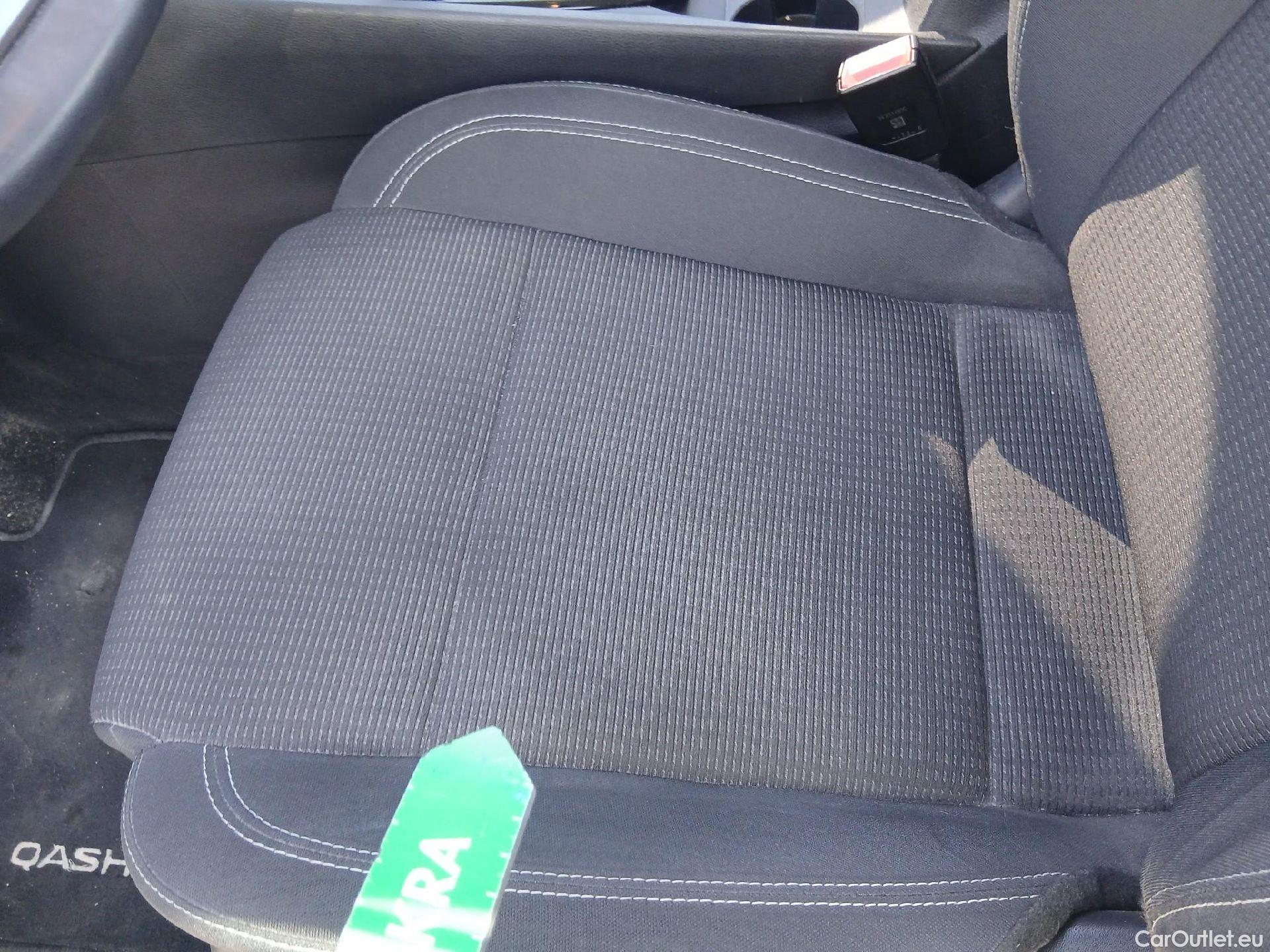  Nissan  Qashqai NISSAN  / 2021 / 5P / todoterreno DIG-T 103kW (140CV) mHEV 4x2 Acenta #14