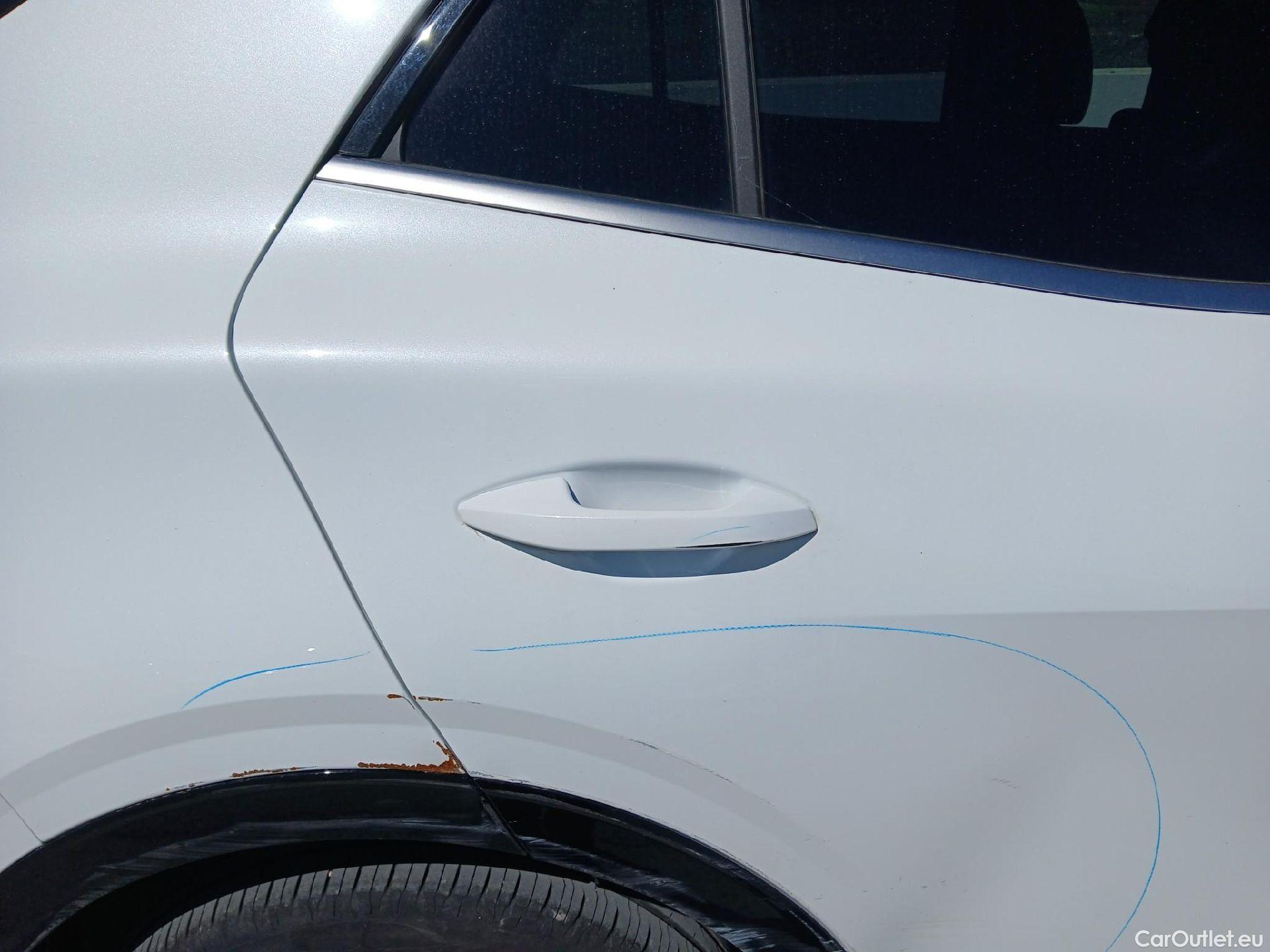  KIA  Sportage KIA  / 2022 / 5P / todoterreno 1.6 T-GDi HEV 171kW (230CV) GT-line 4X2 #19