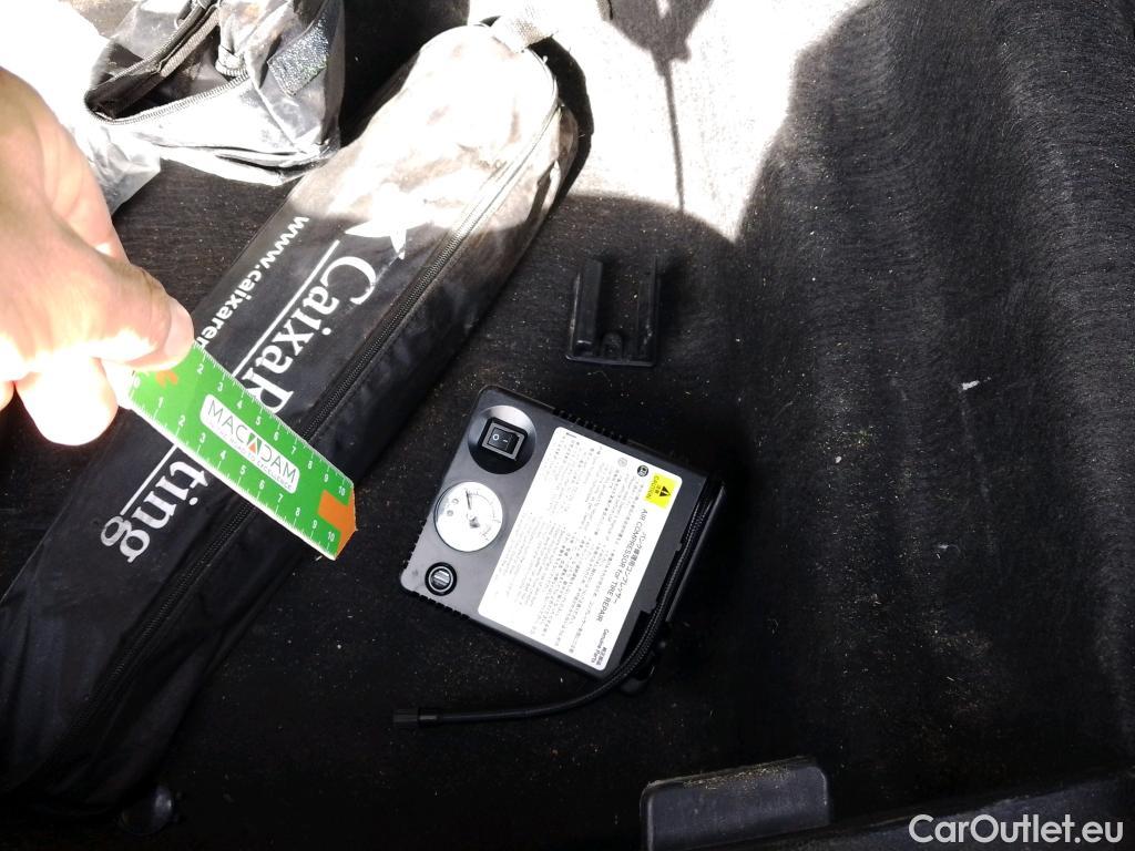  Toyota  Corolla TOYOTA  / 2019 / 5P / familiar 2.0 180H STYLE E-CVT TOURING SPORT #32