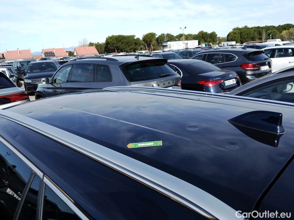  Toyota  Corolla TOYOTA  / 2019 / 5P / familiar 2.0 180H STYLE E-CVT TOURING SPORT #1