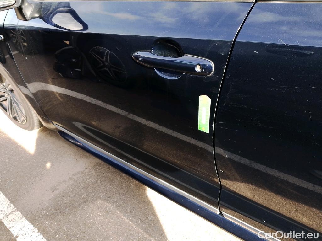  Toyota  Corolla TOYOTA  / 2019 / 5P / familiar 2.0 180H STYLE E-CVT TOURING SPORT #29