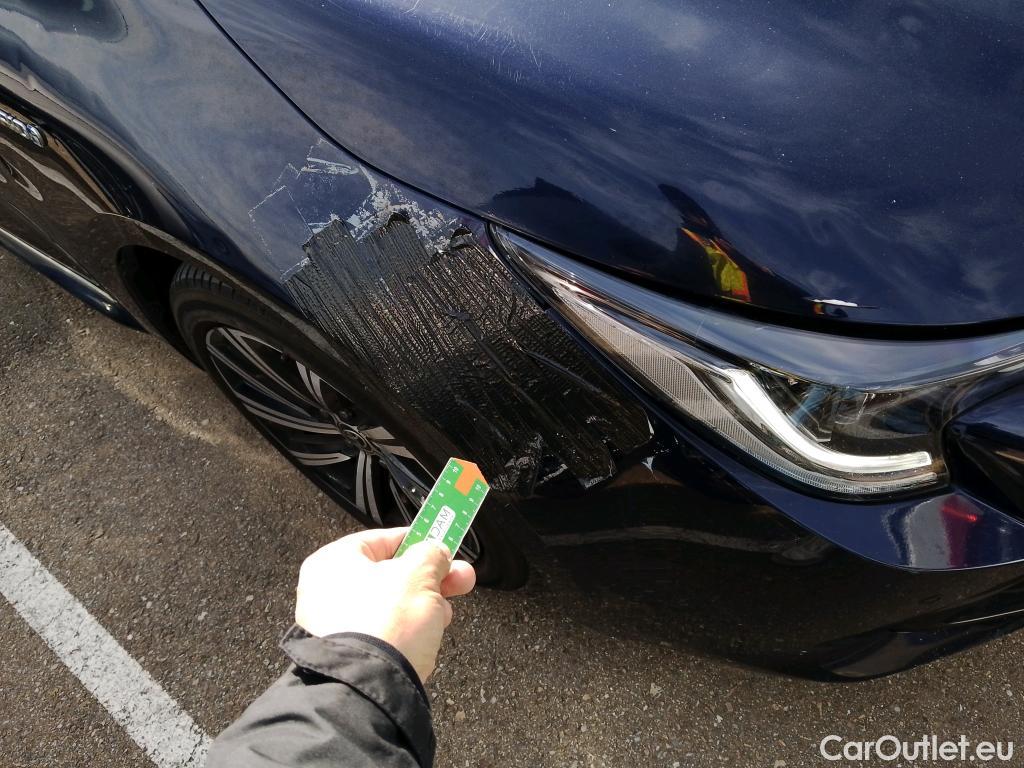  Toyota  Corolla TOYOTA  / 2019 / 5P / familiar 2.0 180H STYLE E-CVT TOURING SPORT #37